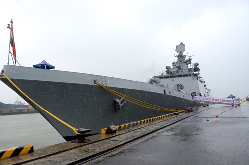 Tàu Hải quân Ấn Độ thăm thành phố Đà Nẵng

